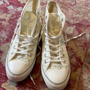 Converse IVORY LACE high tops